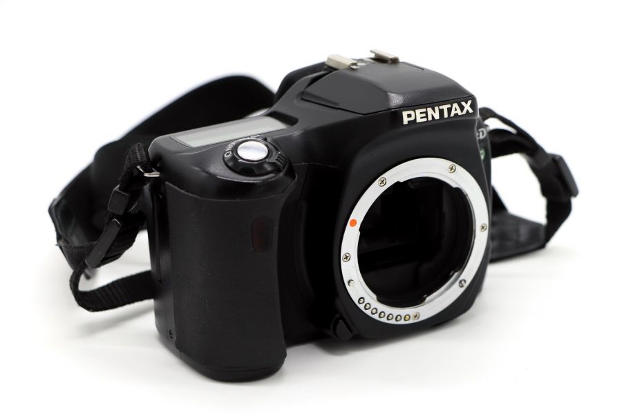 Pentax ist DS body