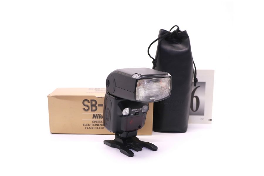 Фотовспышка Nikon Speedlight SB-26 в упаковке