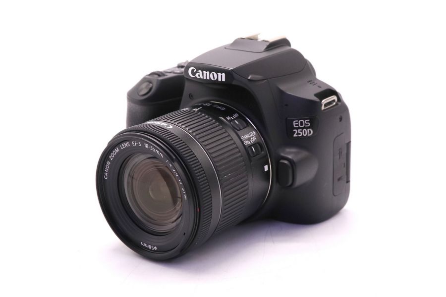 Фотокамера Canon EOS 250D kit (пробег 13400 кадров)