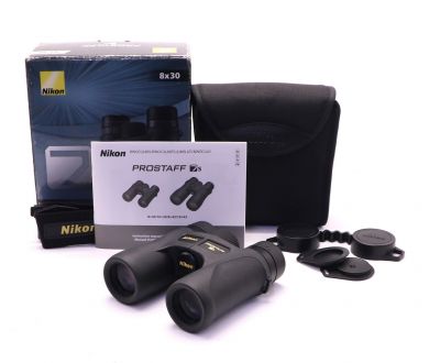 Бинокль Nikon Prostaff 7S 8X30 в упаковке