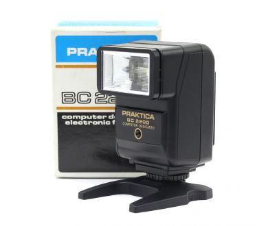 Фотовспышка Praktica BC 2200 в упаковке
