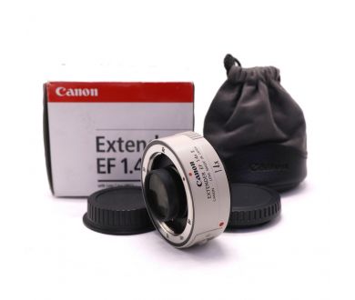 Телеконвертер Canon Extender EF 1.4x II в упаковке