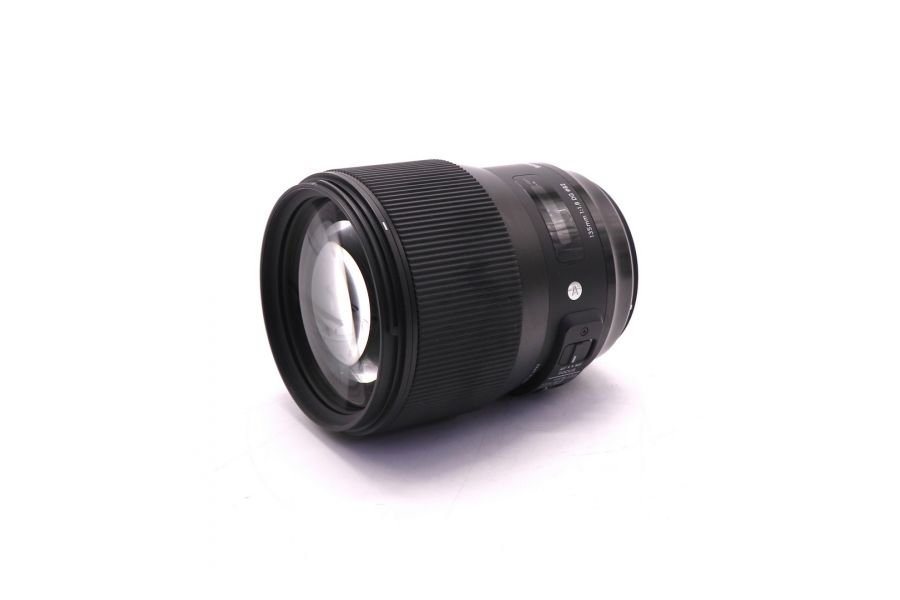 Sigma 135mm f/1.8 DG HSM Art для Canon EF (Japan)