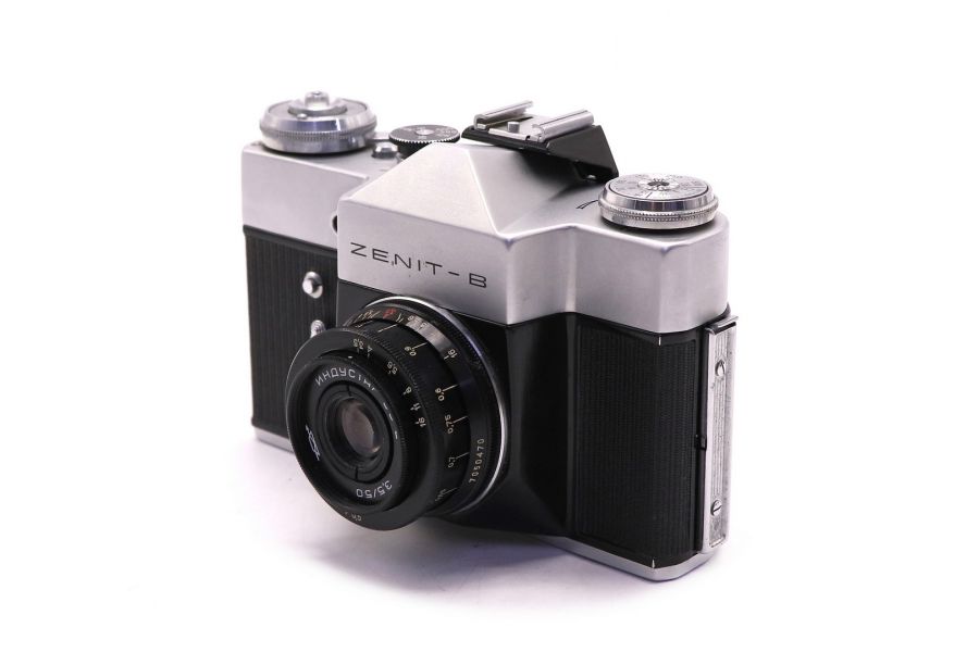 Зенит В + Индустар 50-2 kit (КМЗ, 1971)