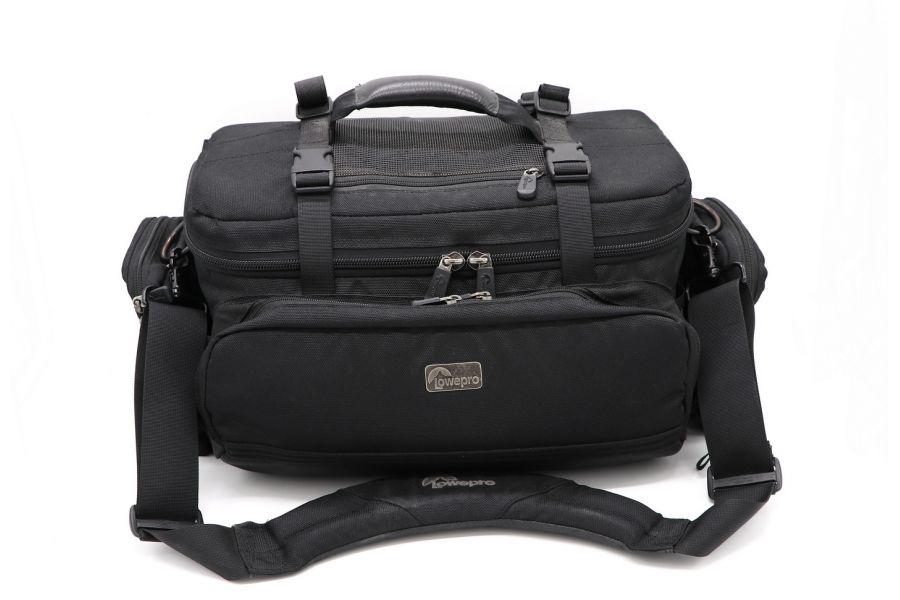 Сумка LowePro Medium Format Magnum AW