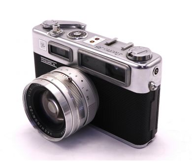 Yashica Electro 35 (Japan, 1966)