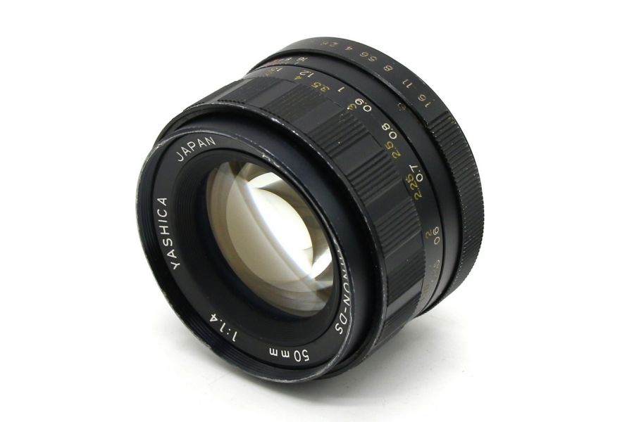 Auto Yashinon-DS 50mm f/1.4