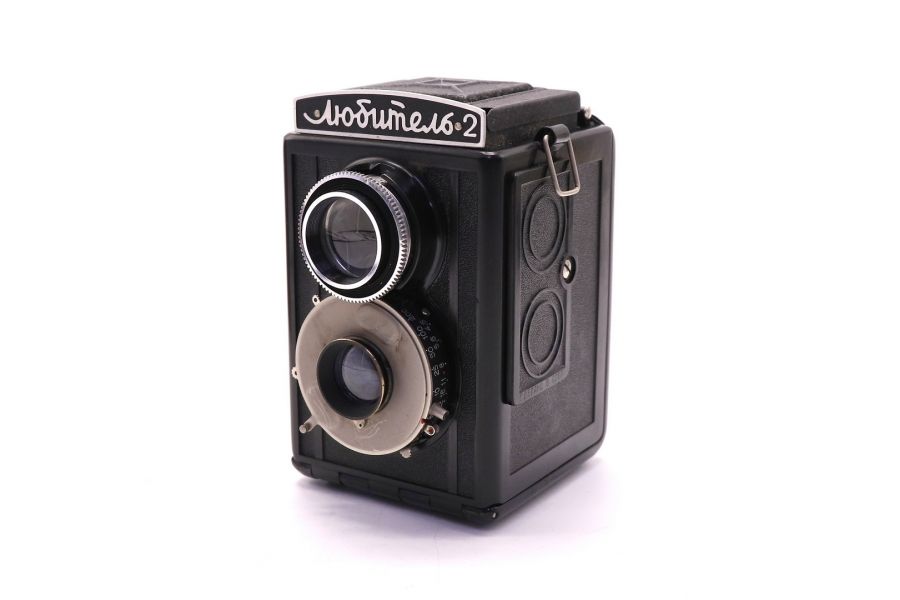 Любитель-2 двухобъективный зеркальный фотоаппарат