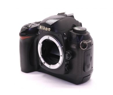 Nikon D70s body (пробег 31450 кадров)