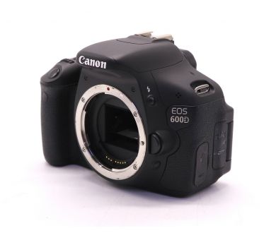 Купить Canon EOS 600D body (пробег 4430 кадров) Canon EOS 600D body (пробег 4430 кадров)