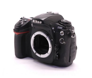 Nikon D300 body цифровой (пробег 48735 кадров)