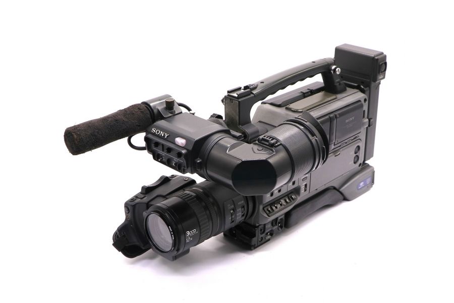 Видеокамера Sony DSR-250P