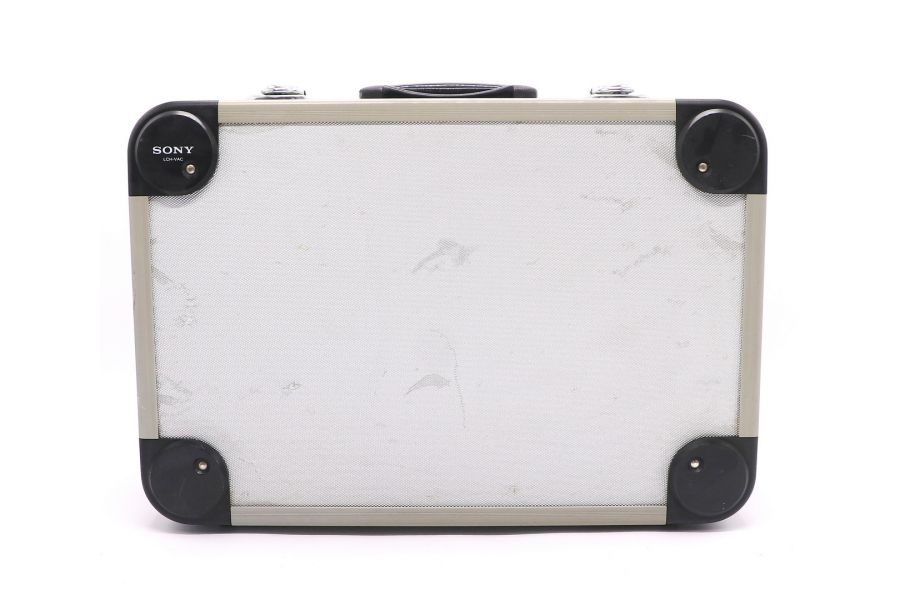 Кейс Sony Silver