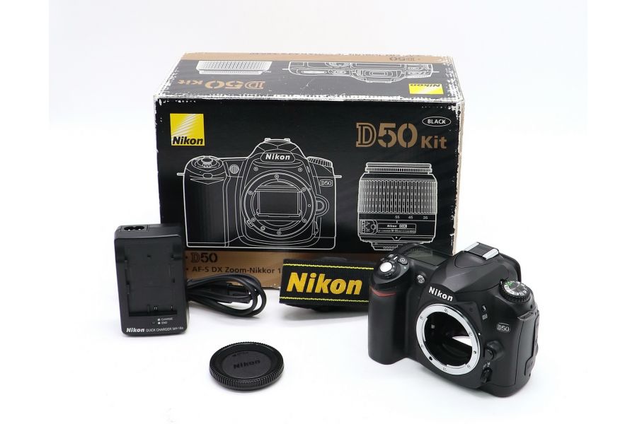 Nikon D50 body в упаковке (пробег 1825 кадров)