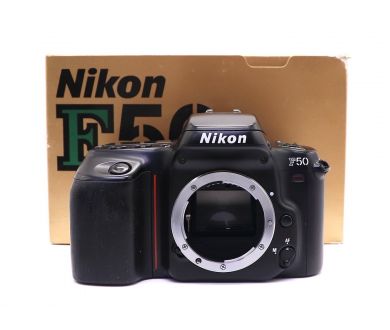 Купить Nikon F50 Quartz Date body в упаковке Nikon F50 Quartz Date body в упаковке