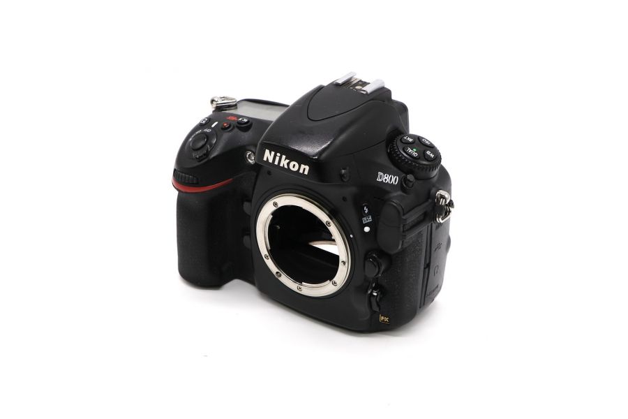 Nikon D800 body б. (пробег 235660 кадров)