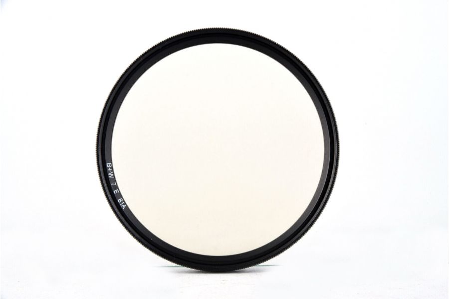 Светофильтр B+W 77E 81A