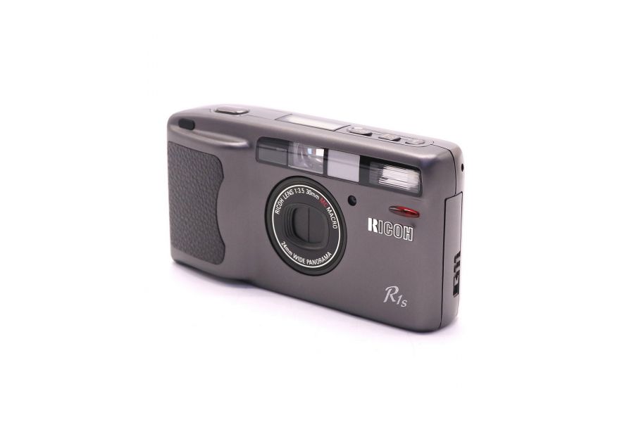Ricoh R1s пленочный фотоаппрат (Japan, 1996)