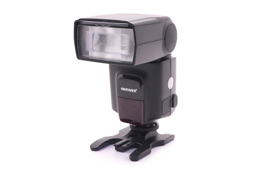 Фотовспышка Neewer TT560 Speedlite