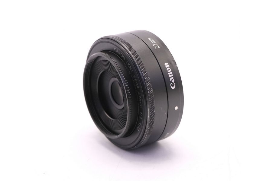 Canon EF-M 22mm f/2 STM  компактный объектив