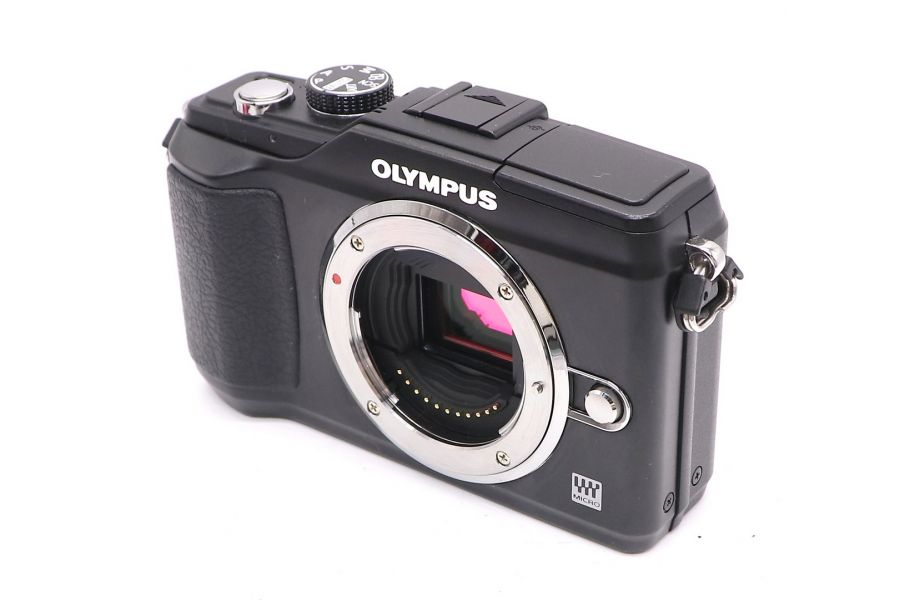 Olympus Pen E-PL2 body (пробег 2945 кадров)