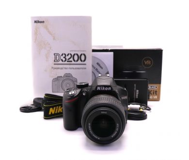Nikon D3200 kit в упаковке (пробег 4560 кадров)