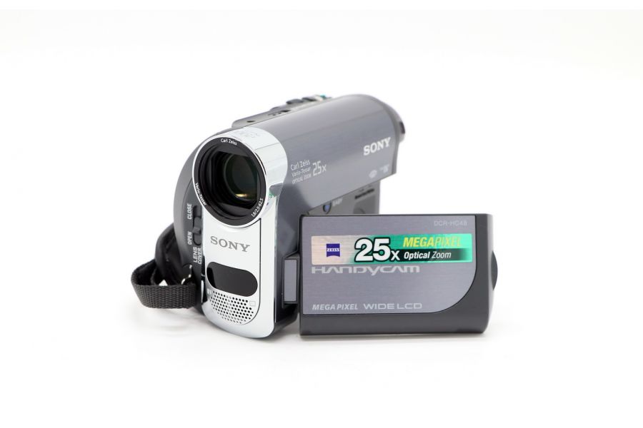 Видеокамера Sony DCR-HC48E
