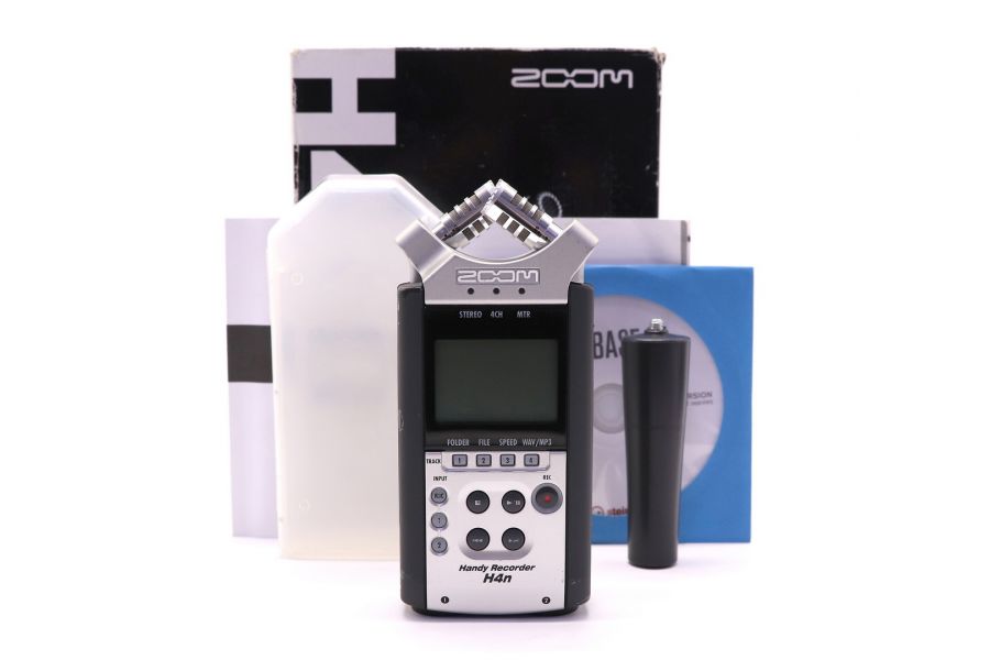 Рекордер Zoom H4n в упаковке