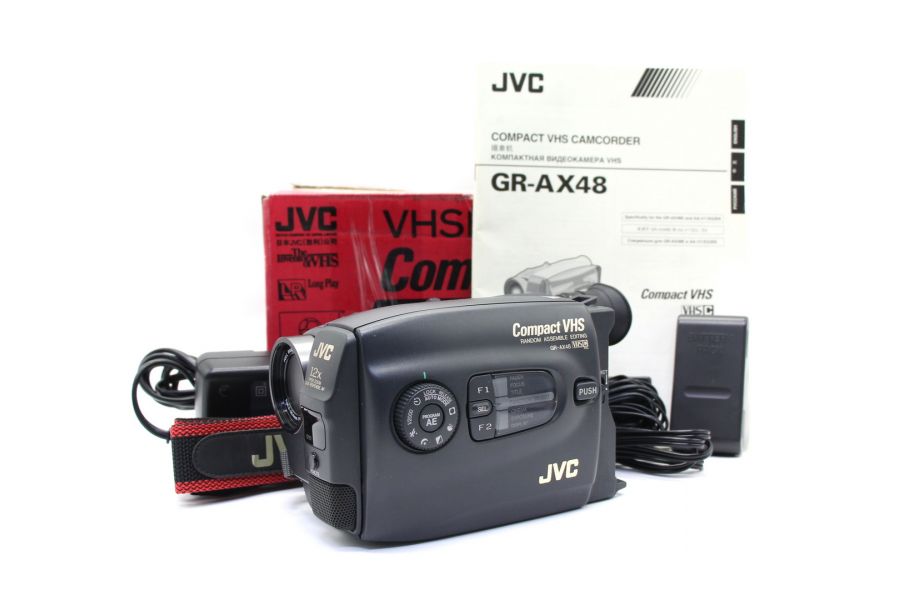 Видеокамера JVC GR-AX48 в упаковка