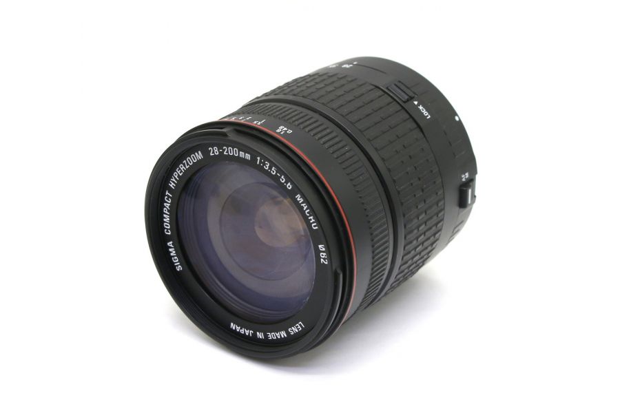 Sigma Zoom 28-200mm f/3.5-5.6 Hyperzoom Macro Aspherical IF