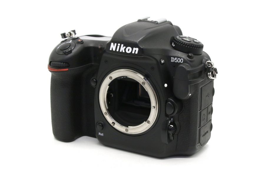 Nikon D500 body (пробег 43755 кадров)