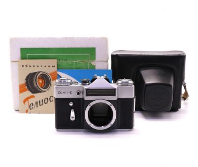 Купить Зенит-Е body в упаковке (КМЗ, 1974) Зенит-Е body в упаковке (КМЗ, 1974)
