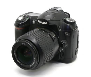 Nikon D50 kit (пробег 24725 кадров)