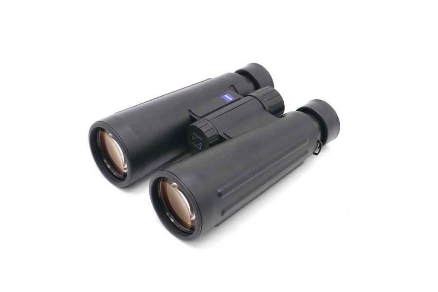 Бинокль Zeiss 15x45 BT* Conquest