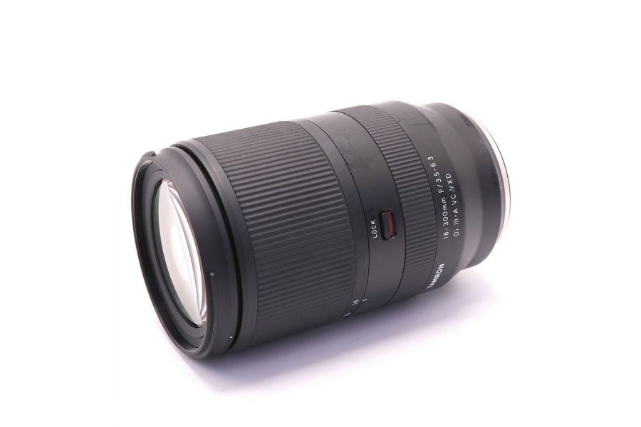 Tamron 18-300mm f/3.5-6.3 Di III-A VC VXD (B061)