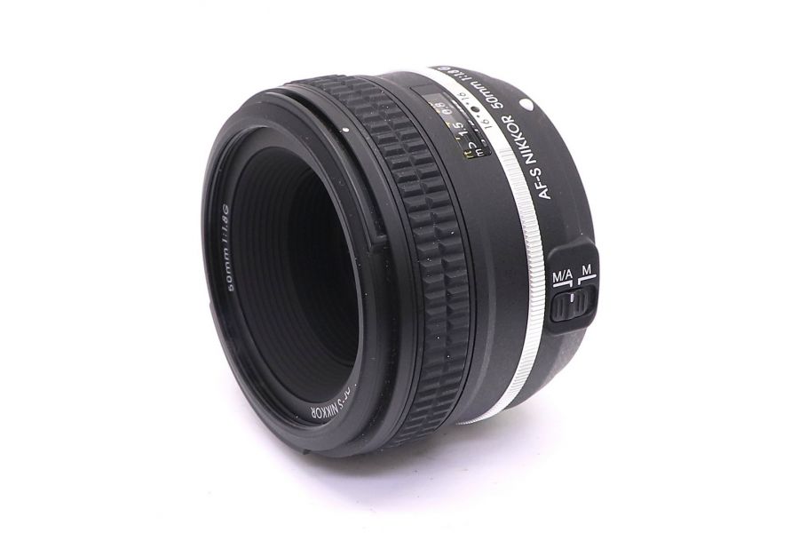 Nikon 50mm f/1.8G AF-S Nikkor Special Edition