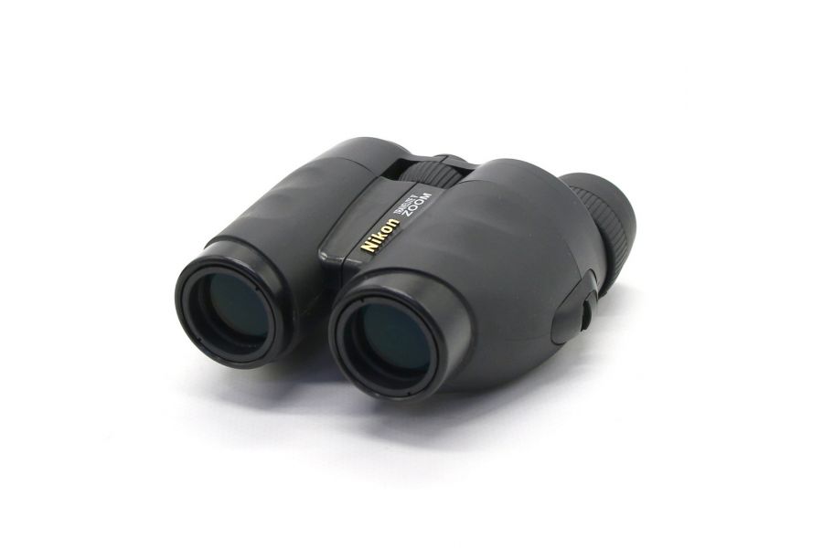 Бинокль Nikon Travelite V Zoom 8-24x25