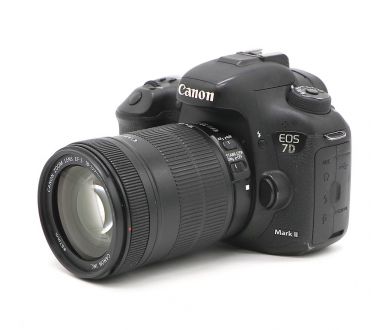 Купить Canon EOS 7D Mark II kit 18-135mm 3.5-5.6 IS Canon EOS 7D Mark II kit 18-135mm 3.5-5.6 IS