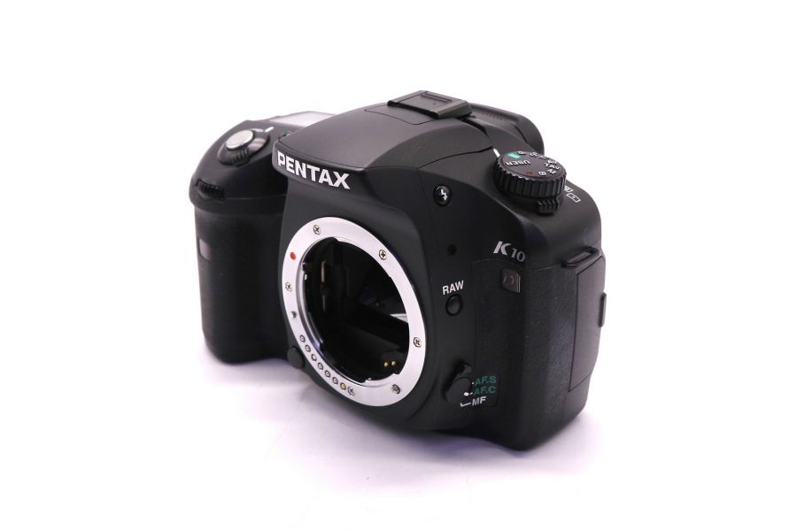 Pentax K10D body (пробег 500 кадров)