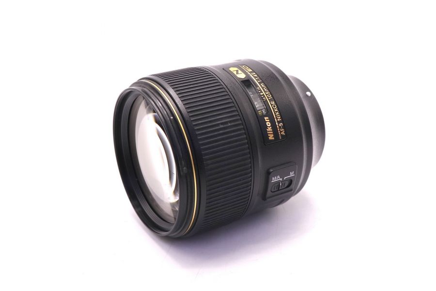 Nikon 105mm f/1.4E ED AF-S Nikkor (China, 2016)