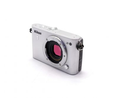 Nikon 1 J3 body (пробег 390 кадров)