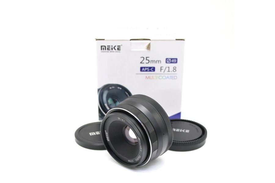 Meike 1.8/25mm Multi Coated for Micro 4/3 в упаковке
