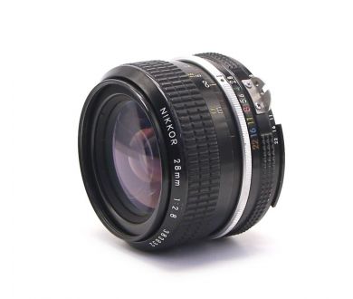 Nikon 28mm f/2.8 Nikkor (Japan, 1974)