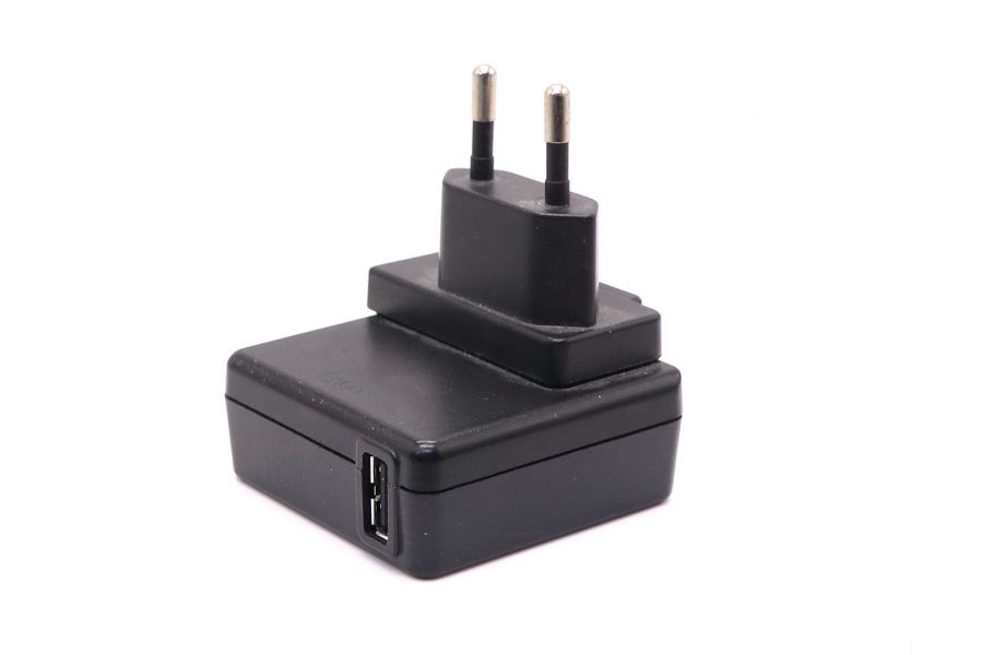 Зарядное устройство Nikon EH-69P