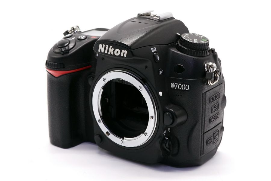 Nikon D7000 body (пробег 130615 кадров)