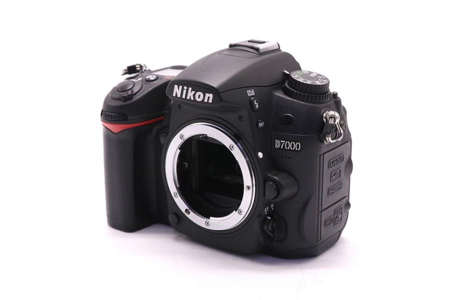 Фотокамера Nikon D7000 body (пробег 7180 кадров)