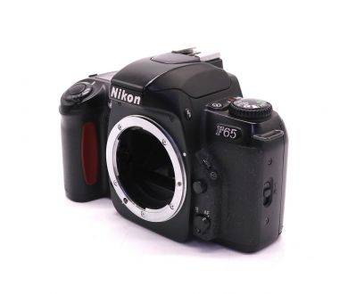 Nikon F65 body (Japan, 2002)