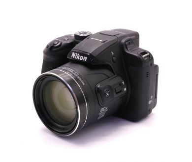 Nikon Coolpix B700