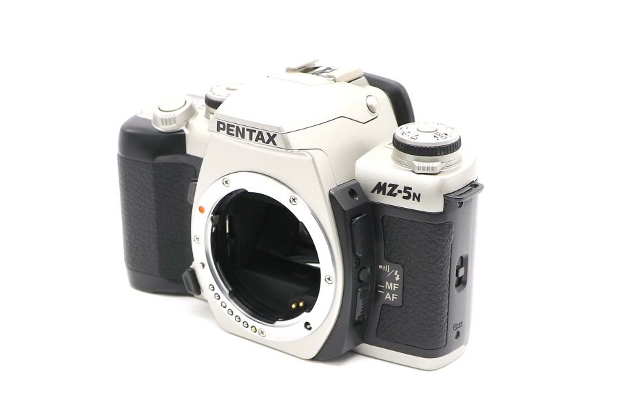 Pentax MZ-5N body