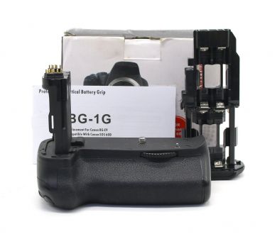 Батарейная ручка Canon BP-60D в упаковке